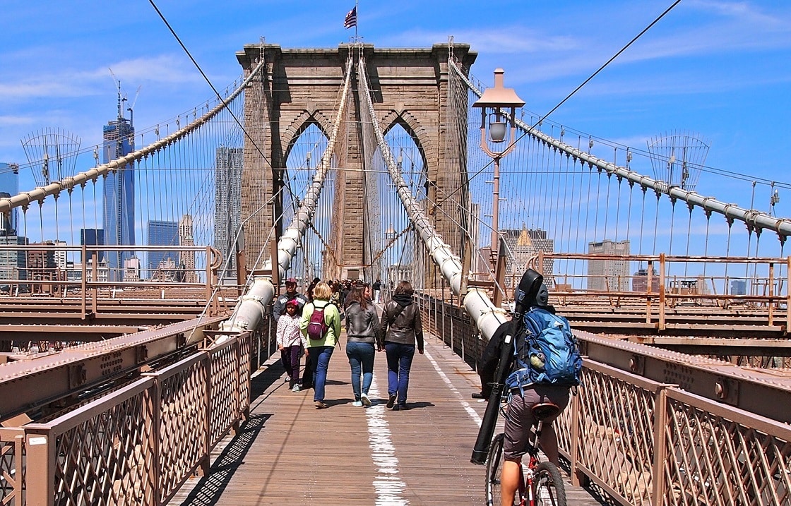 Pont de Brooklyn en direction de Manhattan